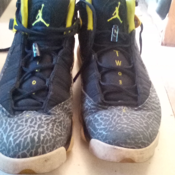 Nike Air Jordans - Picture 6 of 6